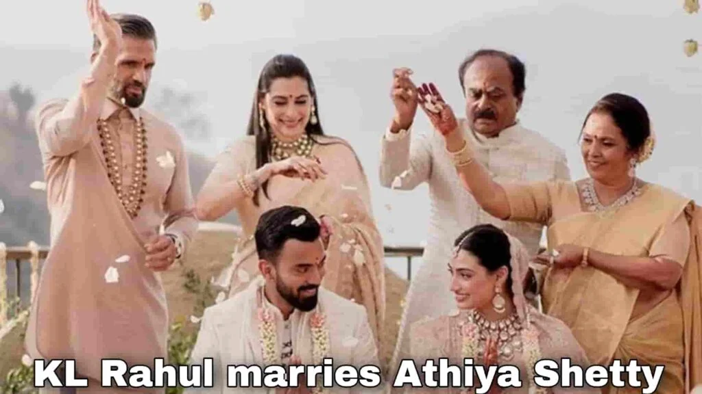 KL Rahul marrying Athiya Shetty and their families including Suniel Shetty is showering flowers on them